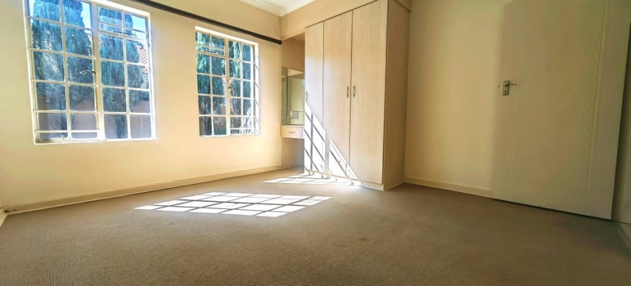 3 Bedroom Property for Sale in Kannoniers Park North West